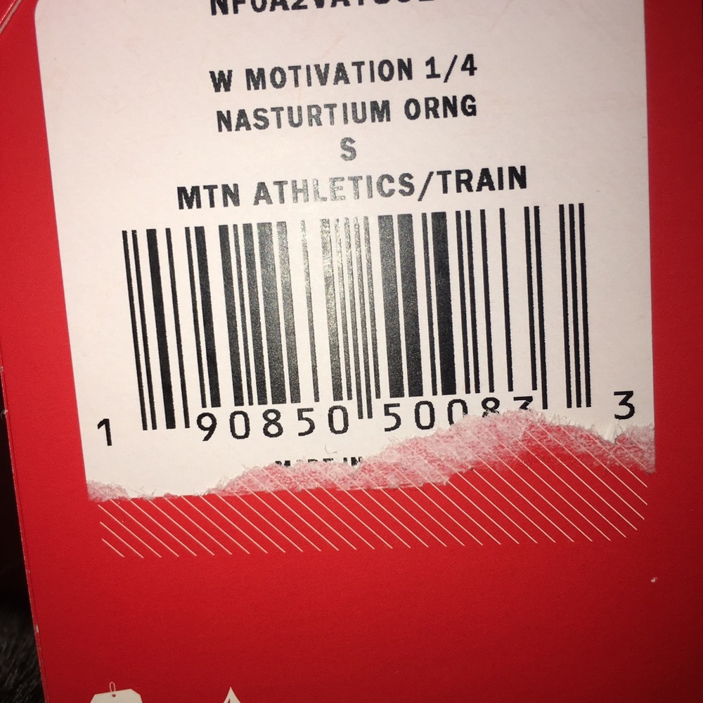 North Face pullover - Picture 2 of 2